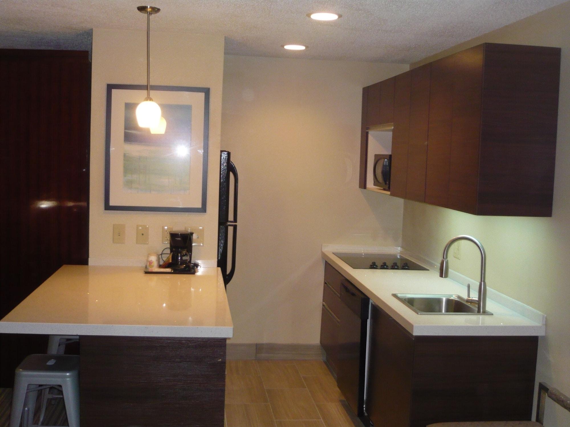 Super 8 By Wyndham Copley Akron Esterno foto