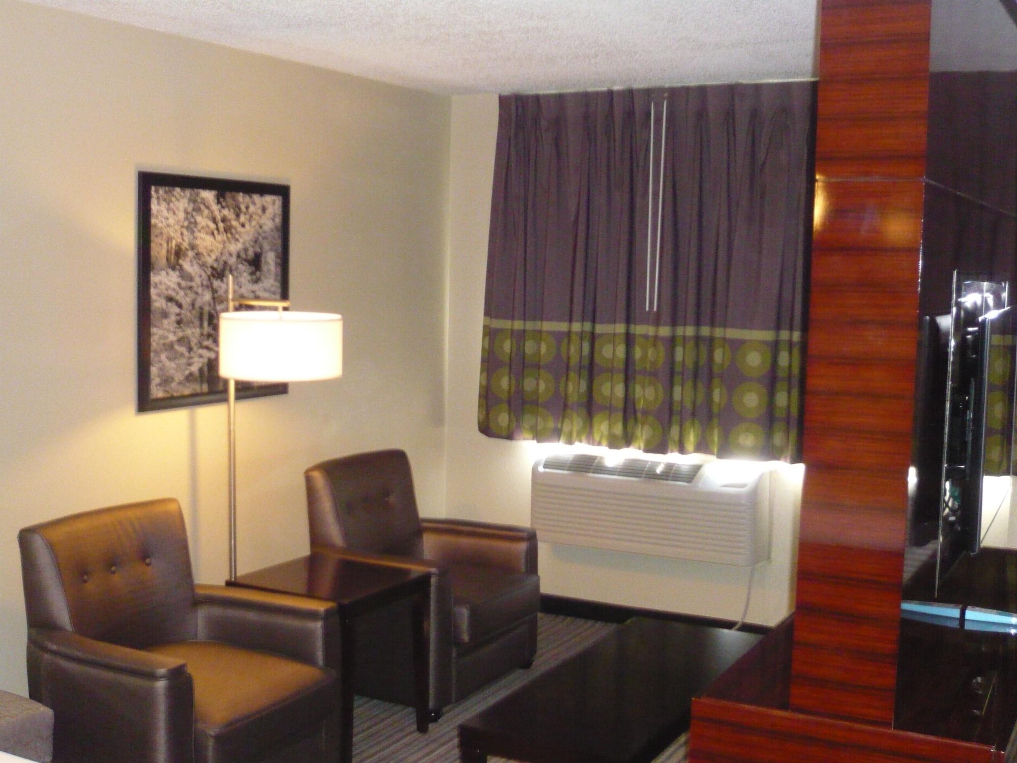 Super 8 By Wyndham Copley Akron Esterno foto