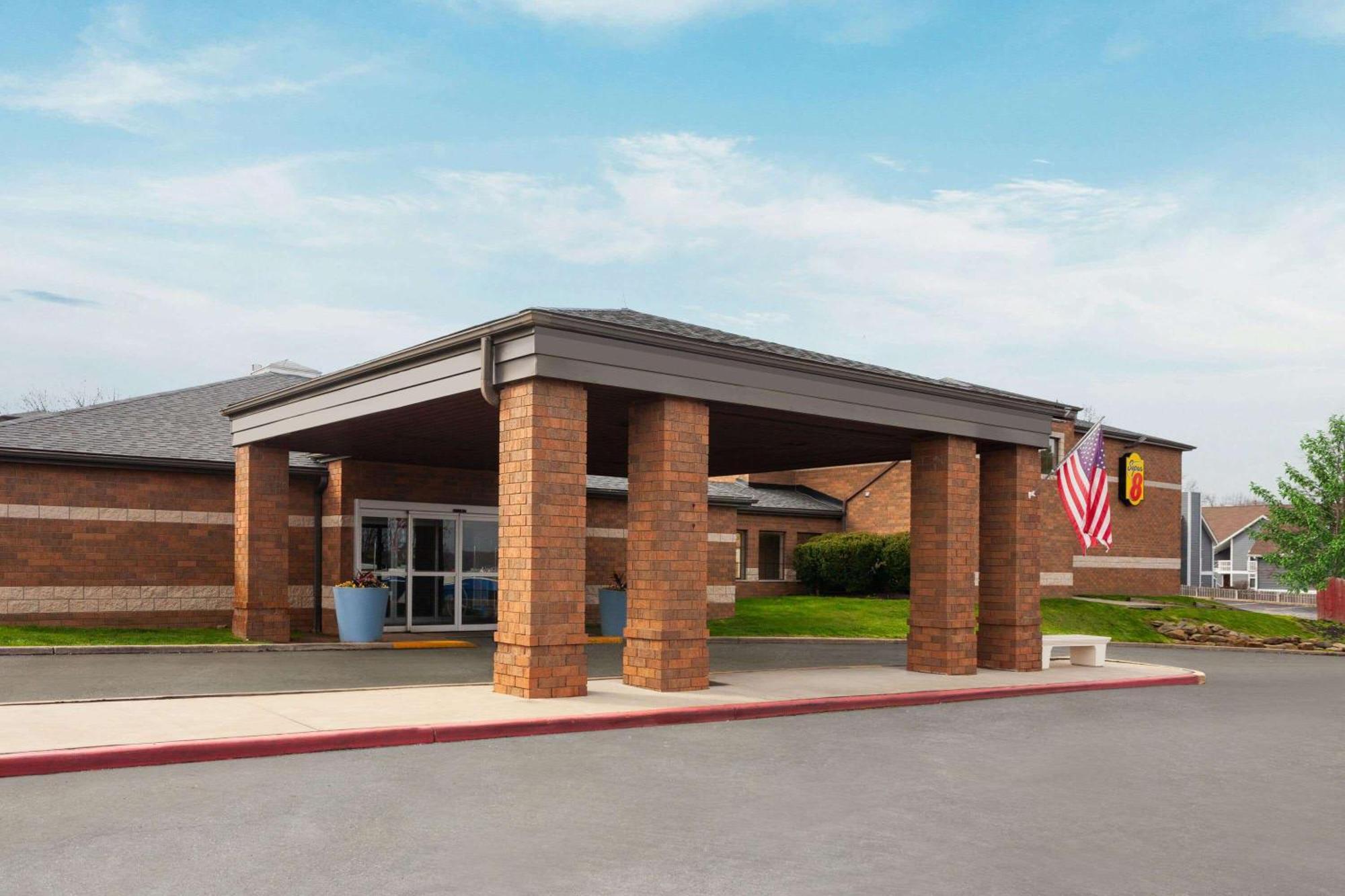 Super 8 By Wyndham Copley Akron Esterno foto